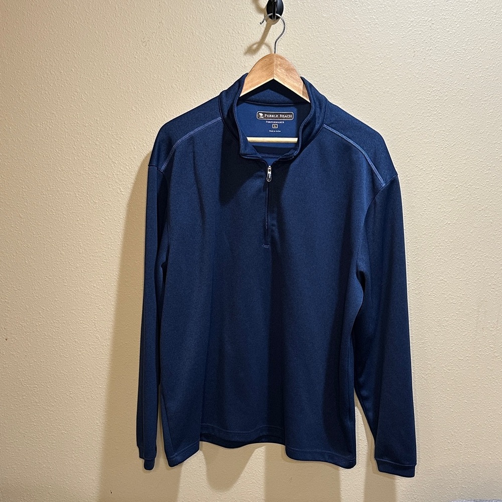 Pebble Beach 1/4 zip size large Navy Performance Pullover